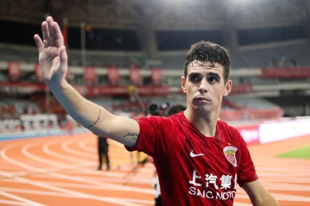 1659495062272019485.jpg 1000.jpg